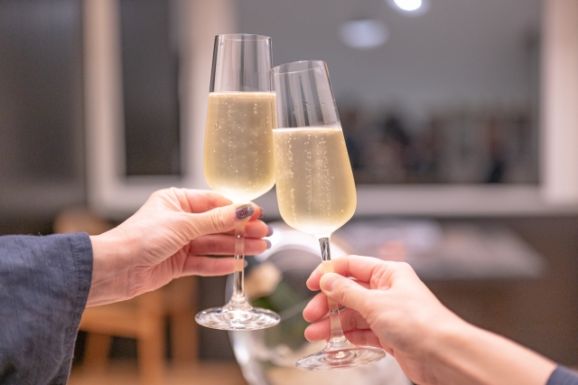 白ワインで乾杯